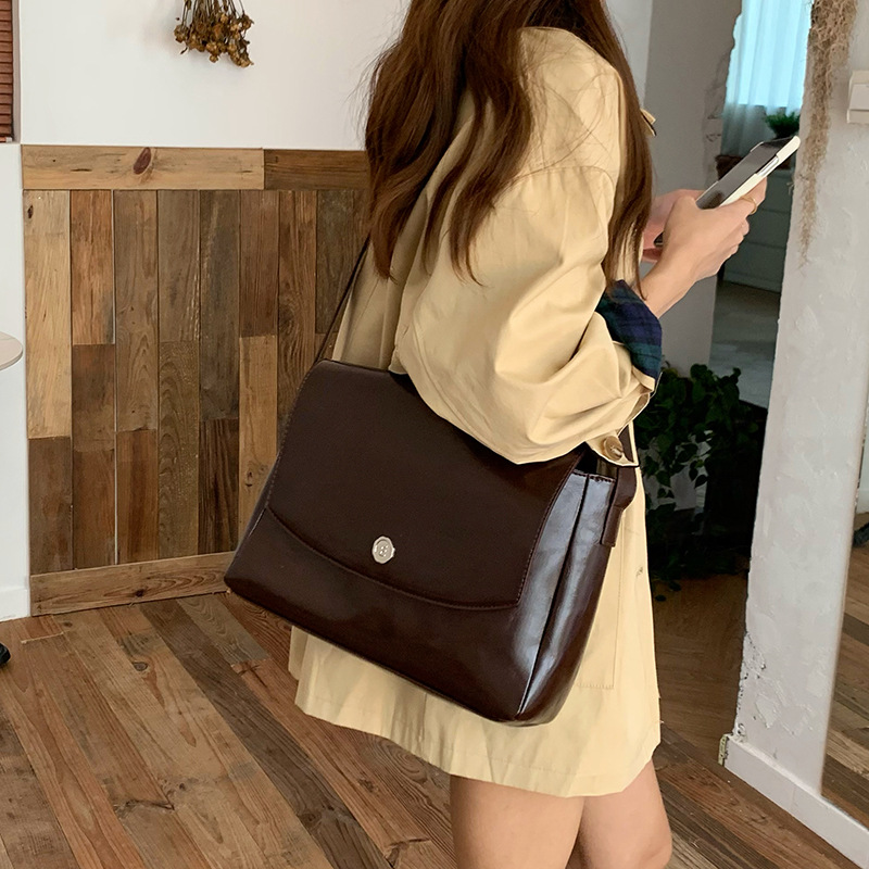 Luxury Bags Quality - Cgcbag กระเป๋าถือสตรีกระเป๋าหิ้ววินเทจกระเป๋าถือหนัง PU ดีไซน์หรูหราแบบเรียบกระเป๋าหิ้วทรงสี่เหลี่ยมของผู้หญิง