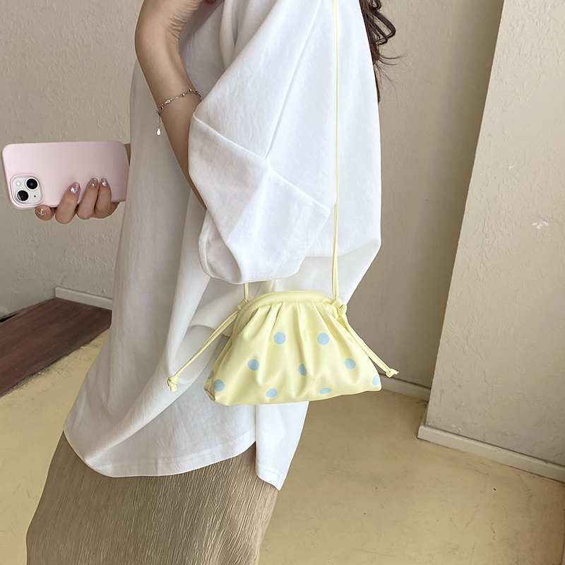 MOODS กระเป๋าถือและกระเป๋าสะพา - Luxury Bags In China บทวิจารณ์และราคา