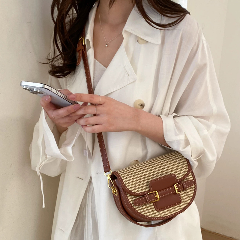 กระเป๋าสะพายทรงอังกฤษขนาดเล็กส - Luxury Bags Leather บทวิจารณ์และราคา